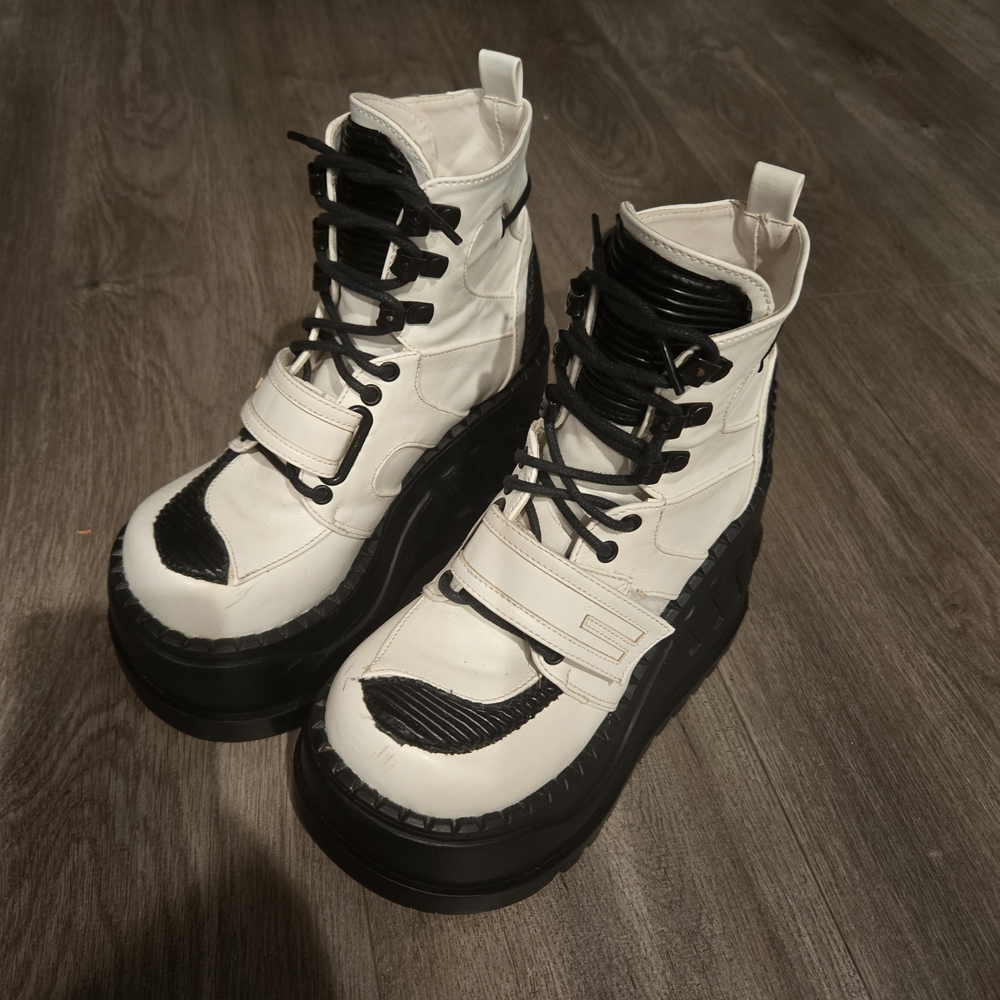 Demonia White and Black Platform Lace-Up Ankle Boots - Picture 3 of 3
